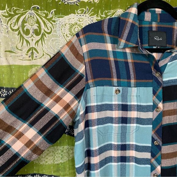Rails Heathrow Mixed Plaid Brando Button Down Shirt Size Medium - Picture 5 of 16